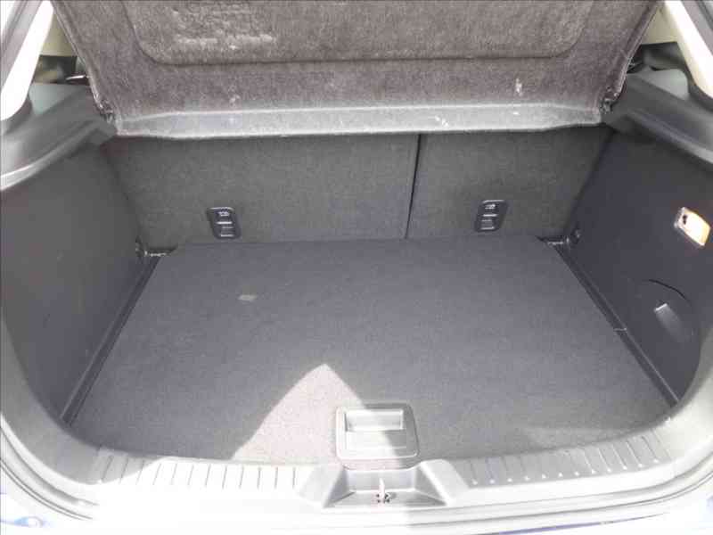 Mazda CX-3 1,5 SKYACTIVE-D NAVI 1.MAJ - foto 8