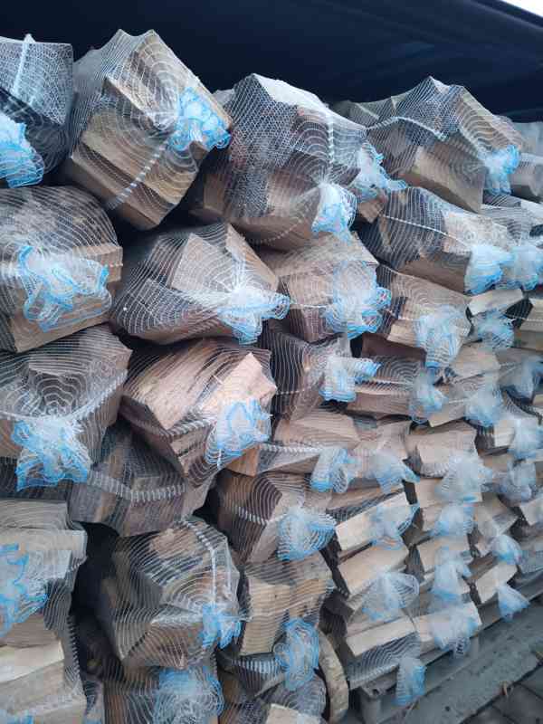 SUCHÉ TVRDÉ BUKOVÉ DŘEVO DO KRBU/KAMEN - foto 2