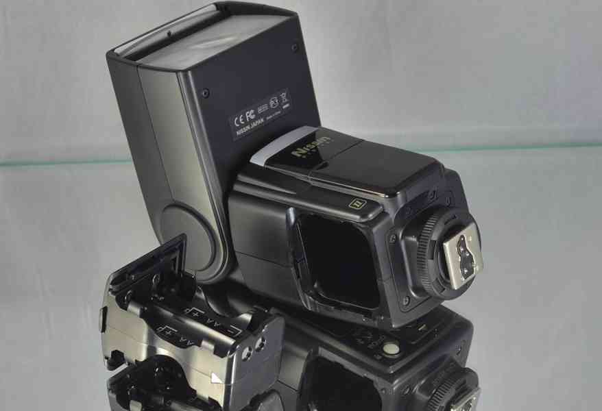 Blesk Nikon-NISSIN Di866 MRKII GN.60*Master/Slave - foto 4