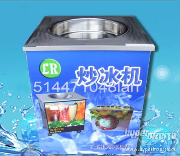 Prodám zmrzlinový stroj LR-A12 - foto 1