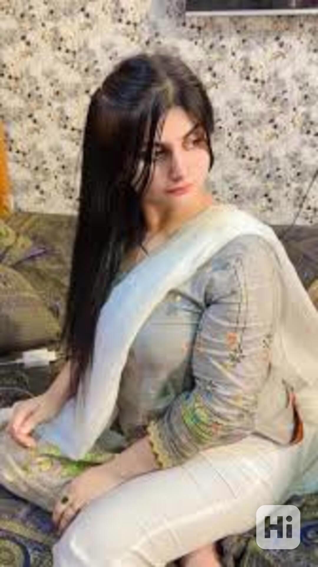 Karachi Call Girl 03280833300  Adult Entertainment - foto 1