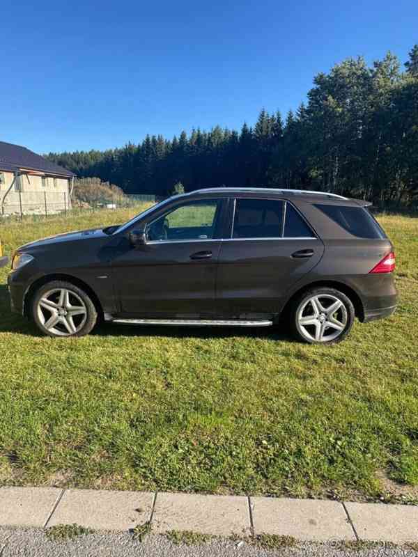 Mercedes-Benz Třídy M 3,5   ML 350CDi Bluetec AMG - foto 12