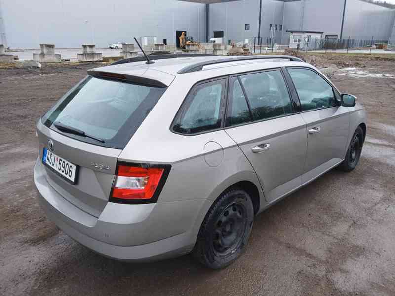 ŠKODA Fabia Combi Style 1,0 TSI 81 kW - foto 5
