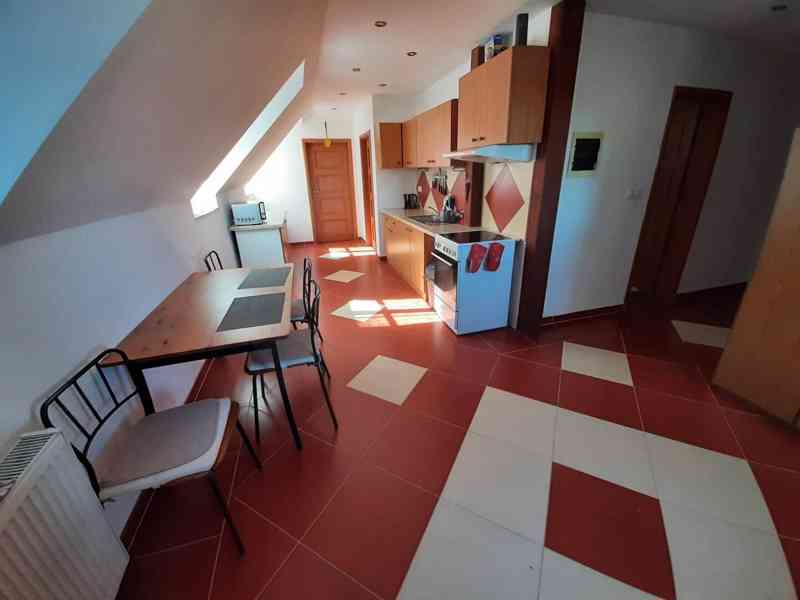 Pronájem bytu Buštěhrad - foto 2
