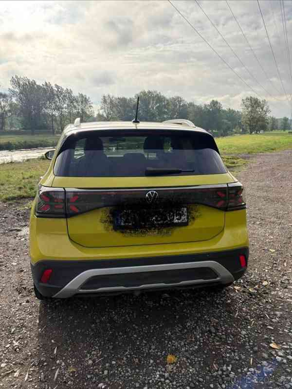 Volkswagen T-Cross 1,0   TSI 85 kW 7DSG, 12/2024 - foto 2