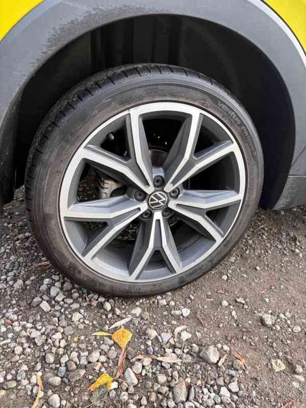 Volkswagen T-Cross 1,0   TSI 85 kW 7DSG, 12/2024 - foto 11