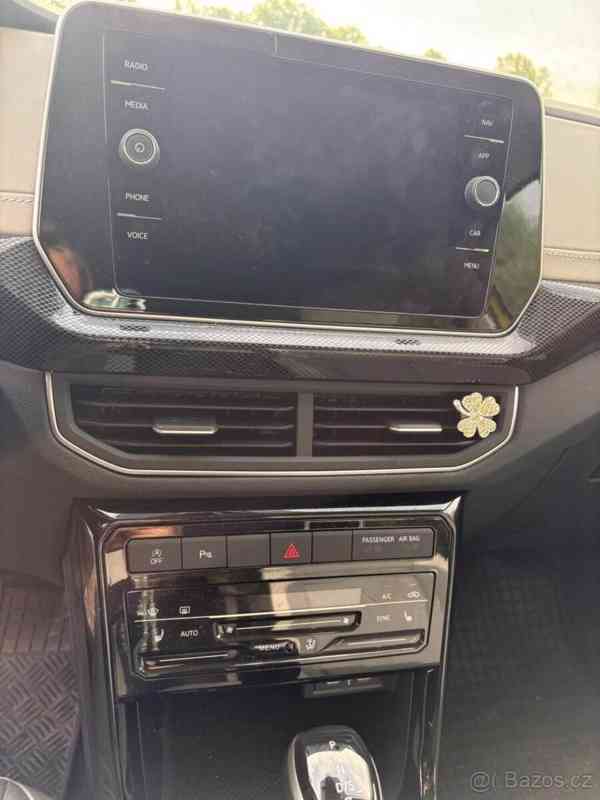Volkswagen T-Cross 1,0   TSI 85 kW 7DSG, 12/2024 - foto 12