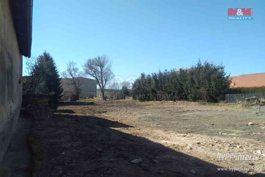 Prodej stavebního pozemku, 1055m2, Lišany - foto 4