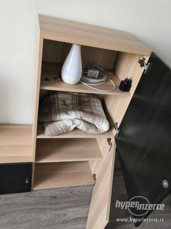 Obývací stěna IKEA - foto 3