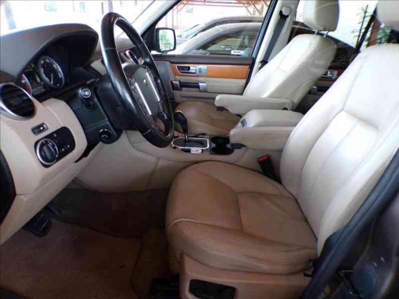 Land Rover Discovery 3,0 TDV6 HSE TAŽNÉ ZAŘÍZENÍ - foto 9