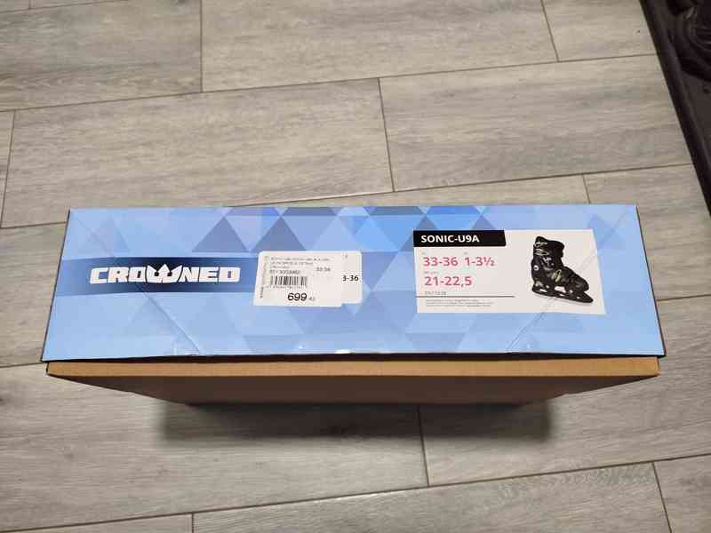 Rostoucí brusle Crowned vel. 33-36 - foto 3