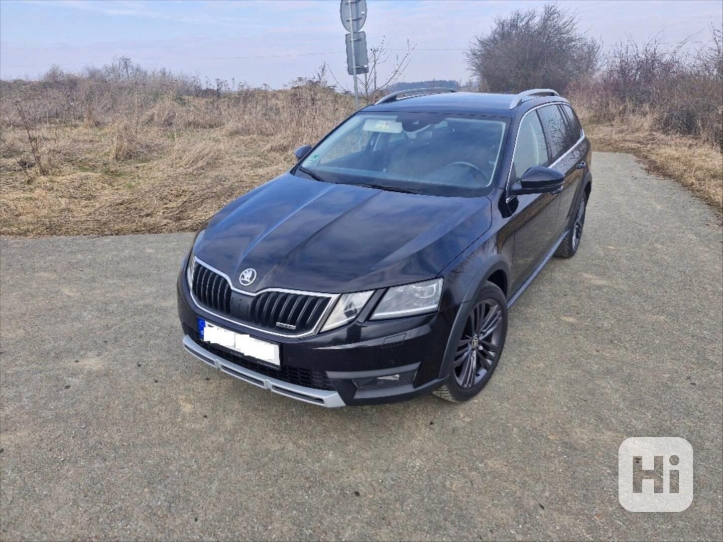 Škoda Octavia 2,0   Scout - foto 1