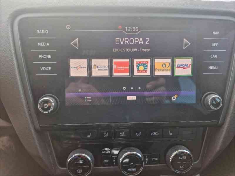 Škoda Octavia 2,0 Scout - foto 5