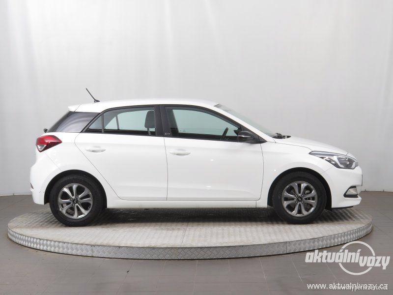 Hyundai i20 1.2, benzín, vyrobeno 2018 - foto 2
