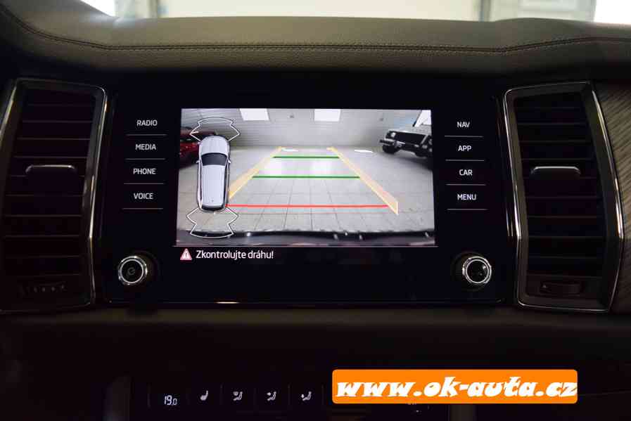 Škoda Kodiaq 2.0 TDI STYLE DSG 2022-DPH - foto 20