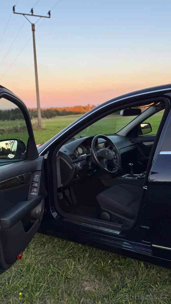 Mercedes-Benz Třídy C 2,2   220 CDI W204 - foto 6