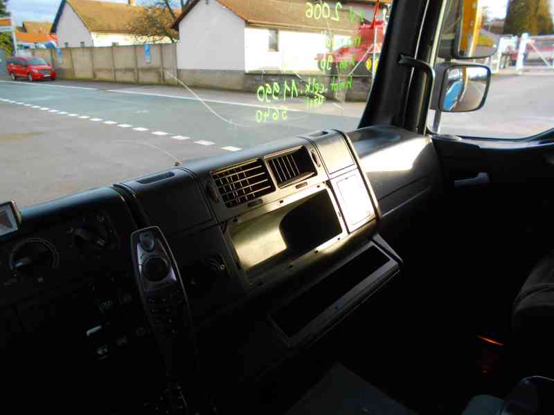 MAN TGL 12.210 4x2 - foto 18