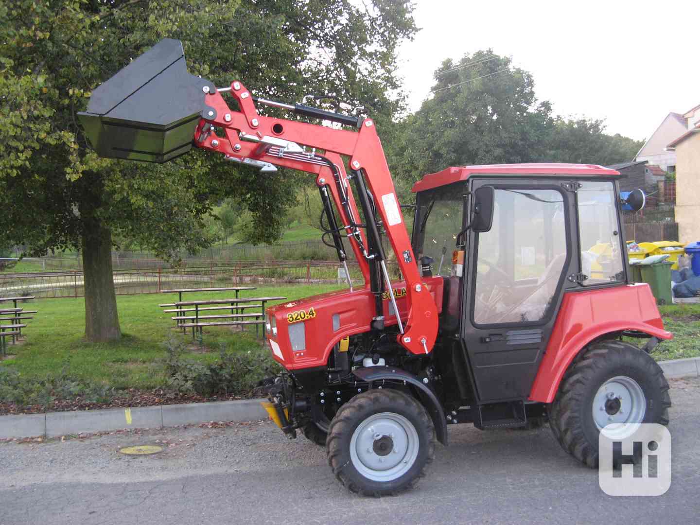 Prodam traktor Belarus 320 nový k tomu čelný nakladač  - foto 1