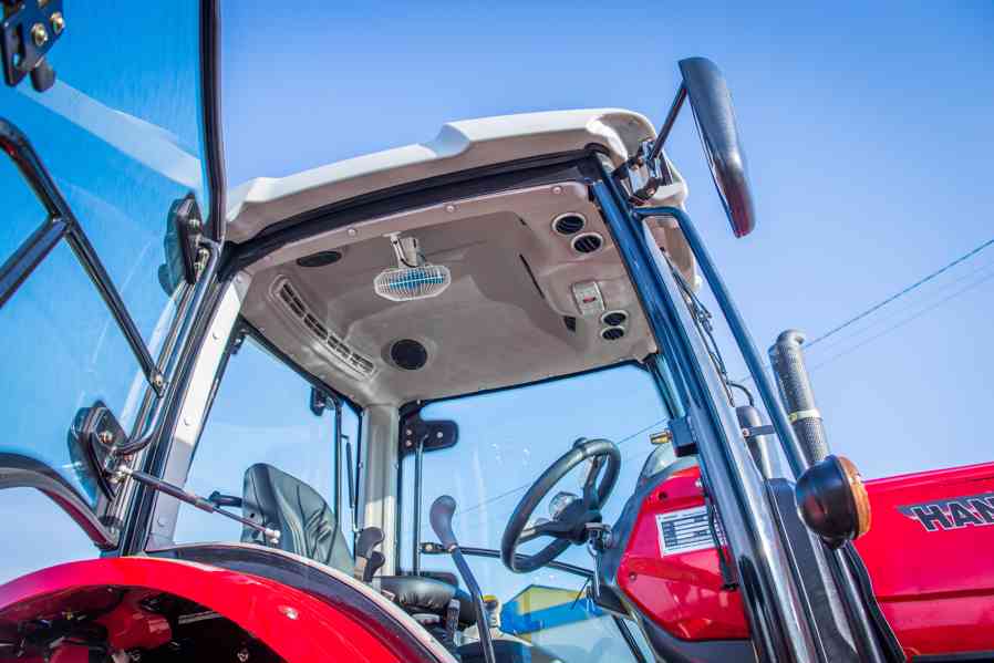 Traktor HANWO HWE 354R, STAGE V, 4 válcový motor víčko - foto 4