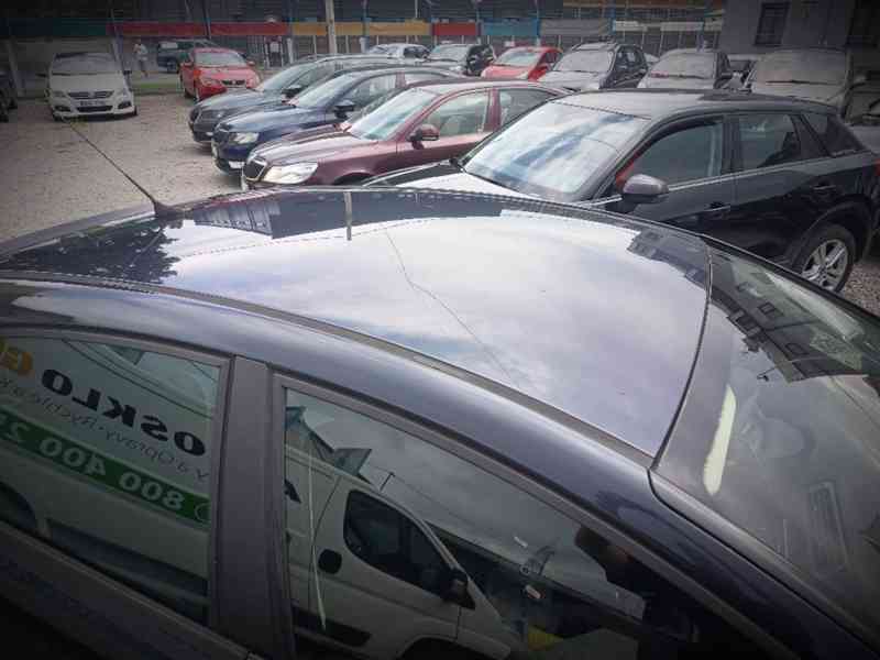 Citroen C4 1,4i16V Comfort ČR - foto 7