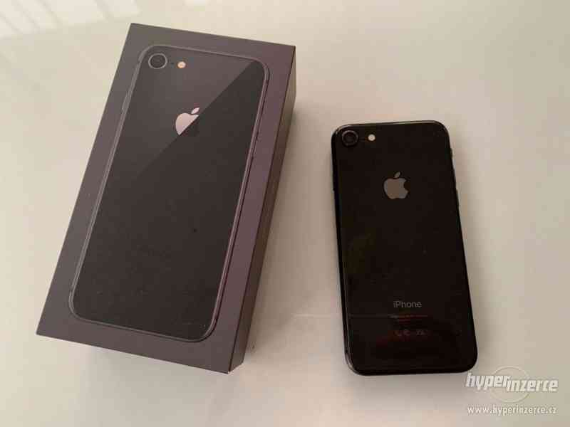 Apple iPhone 8 256GB vesmírně šedý - foto 1