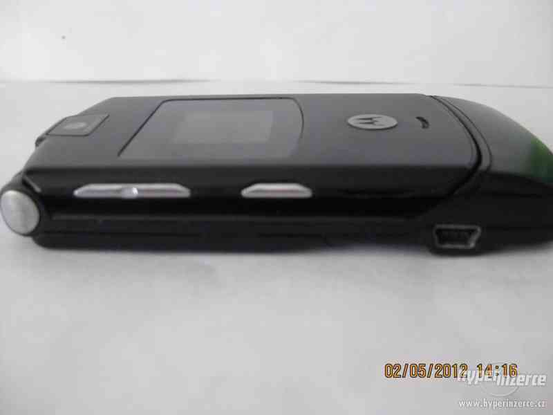 MOTOROLA Razr V3+SIM karta s bonusem ZDARMA!!! - foto 5