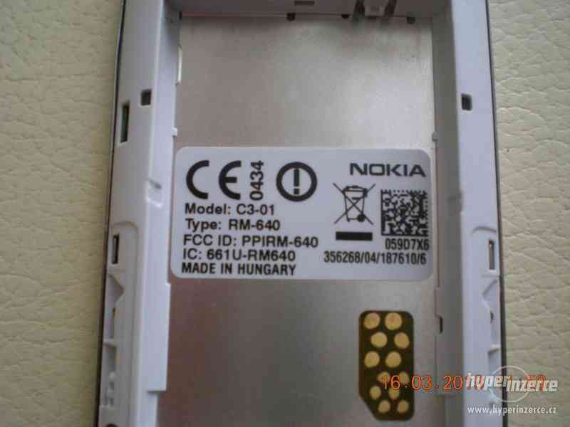 Nokia C3-01 - dotykové telefony s klávesnicí od 50,-Kč - foto 17