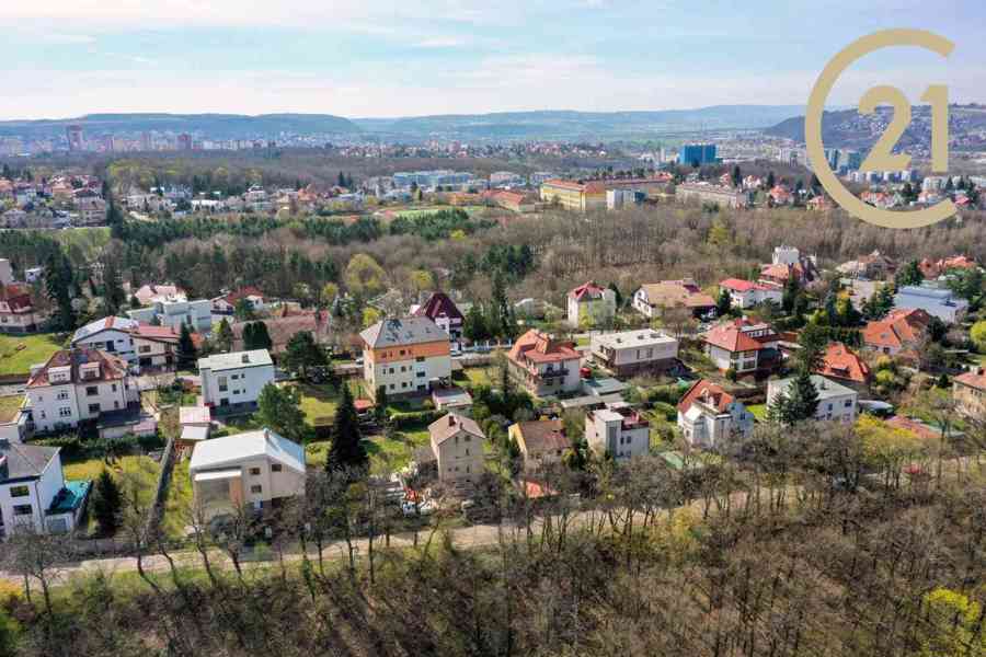 Rodinný dům k rekonstrukci 3+1, užitná plocha 131 m2, s pozemkem 702 m2, Praha 4 - Braník - foto 5