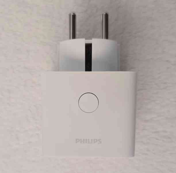 Chytrá zásuvka Philips Hue Smart Plug 929003050901 - foto 4