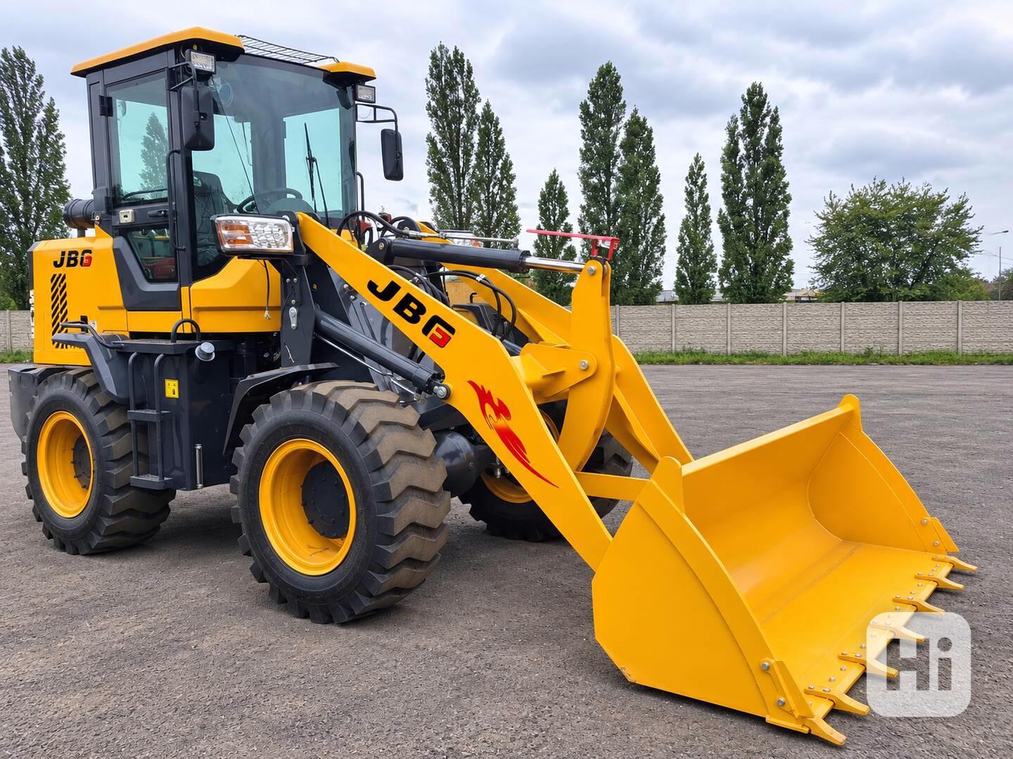 Kolový nakladač JBG WL30 85 kW / 116 HP - foto 1