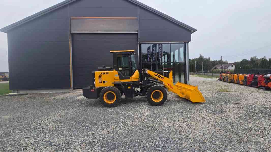 Kolový nakladač JBG WL30 85 kW / 116 HP - foto 13