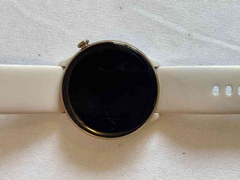 Amazfit GTR Mini A2174 - nezapíná se - foto 2