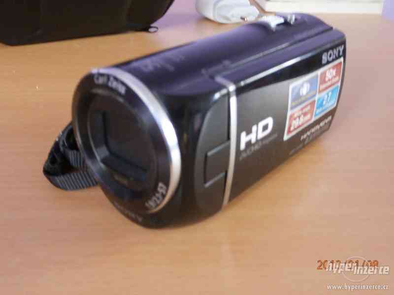 digitální kamera Sony Handycam HDR-CX280E - foto 1