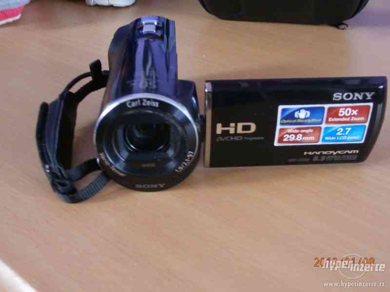 digitální kamera Sony Handycam HDR-CX280E - foto 3