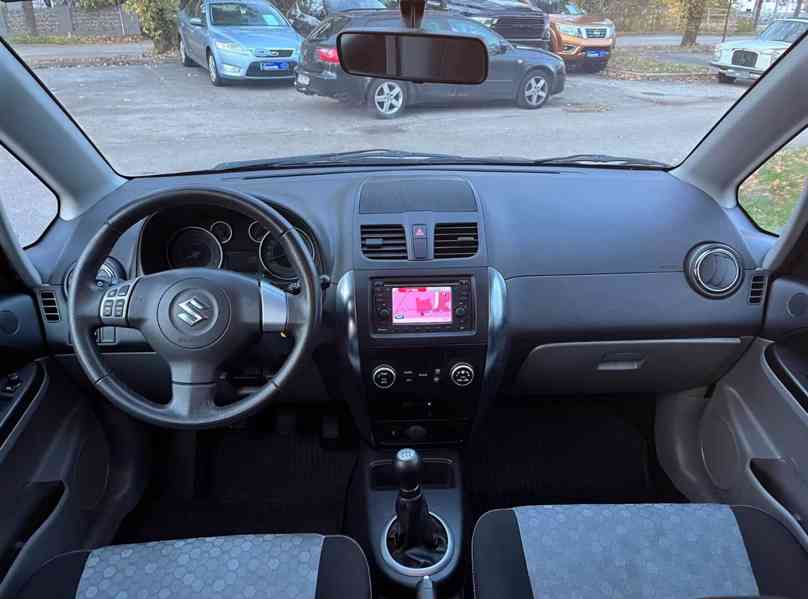 Suzuki SX4 1,6i GLX 4x4 benzín 88kw - foto 11
