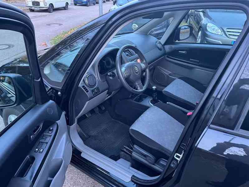 Suzuki SX4 1,6i GLX 4x4 benzín 88kw - foto 12