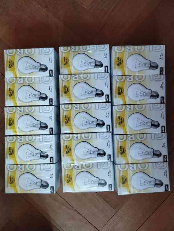 Osm historických LED žárovek pro sběratele - foto 5