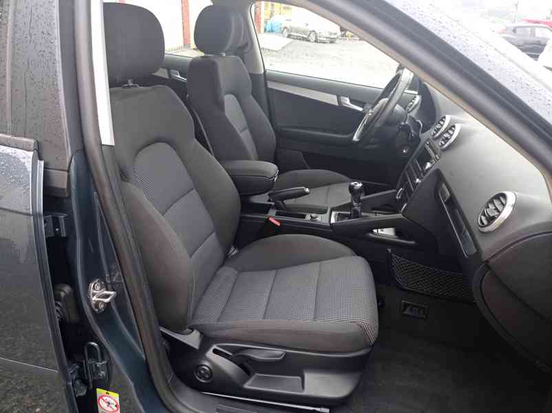 Audi A3 2.0 TDi 140PS/Výhřev/Navi/1Maj  - foto 23