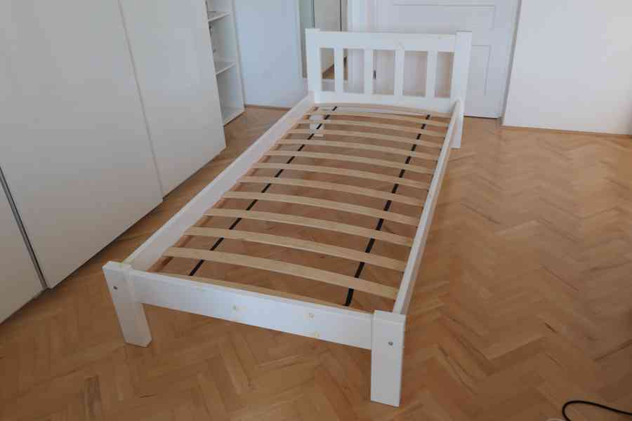 Postel bílá z masivu 90x200 - foto 2
