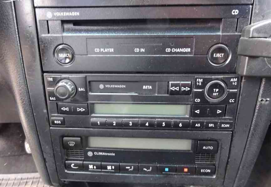 VW Golf 1.9 TDI Variant r.v.2000 STK1/2028 - foto 12