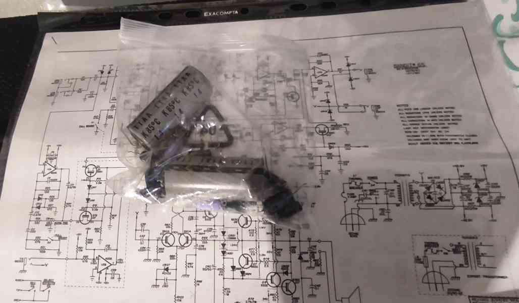 Peavey Bandit 65 a GUYATONE Japan - foto 8