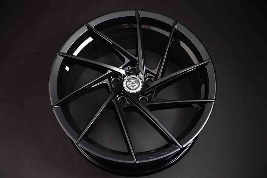 Nové 18" 114,3 Yakuza Japan Jokohama black - foto 1