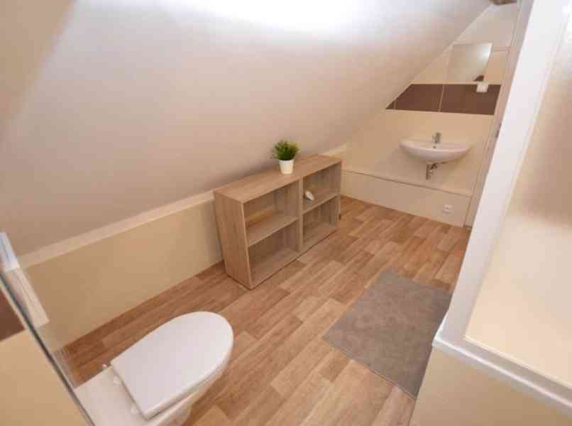 Zrekonstruovaná výdělečná nemovitost pro 33 osob u Klínovce - foto 22