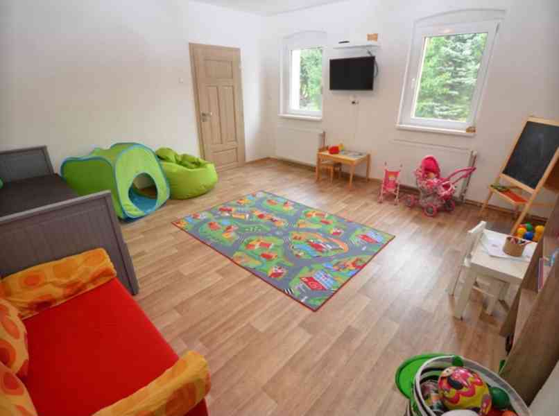 Zrekonstruovaná výdělečná nemovitost pro 33 osob u Klínovce - foto 3