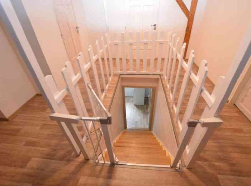 Zrekonstruovaná výdělečná nemovitost pro 33 osob u Klínovce - foto 20
