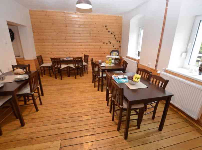 Zrekonstruovaná výdělečná nemovitost pro 33 osob u Klínovce - foto 24