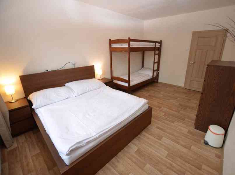 Zrekonstruovaná výdělečná nemovitost pro 33 osob u Klínovce - foto 10