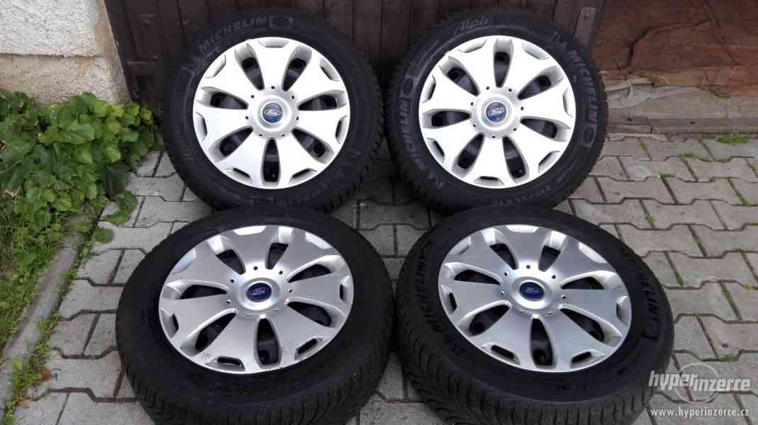 215/55R16 zimní sada pneu FORD MONDEO 6,5x16 5x108 ET 50