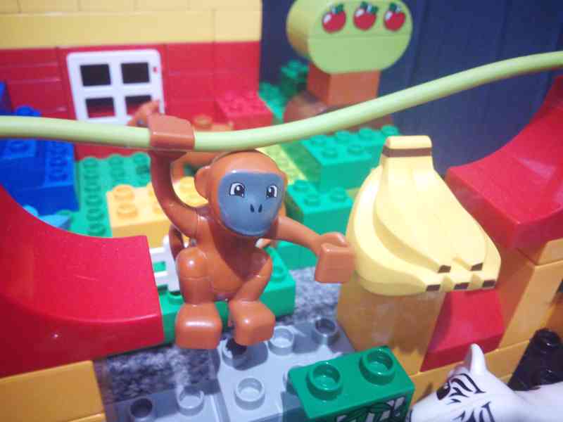 DuploVelká Duplo stavebnice smíchaná dohromady - foto 4