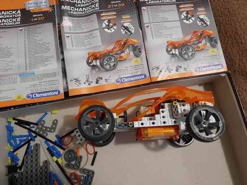 DuploVelká Duplo stavebnice smíchaná dohromady - foto 27
